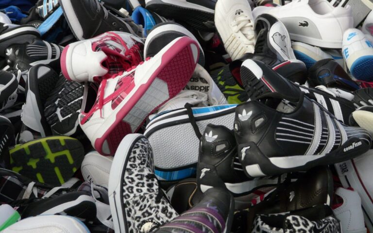 Quelles sont les marques de baskets femme pas cher les plus populaires